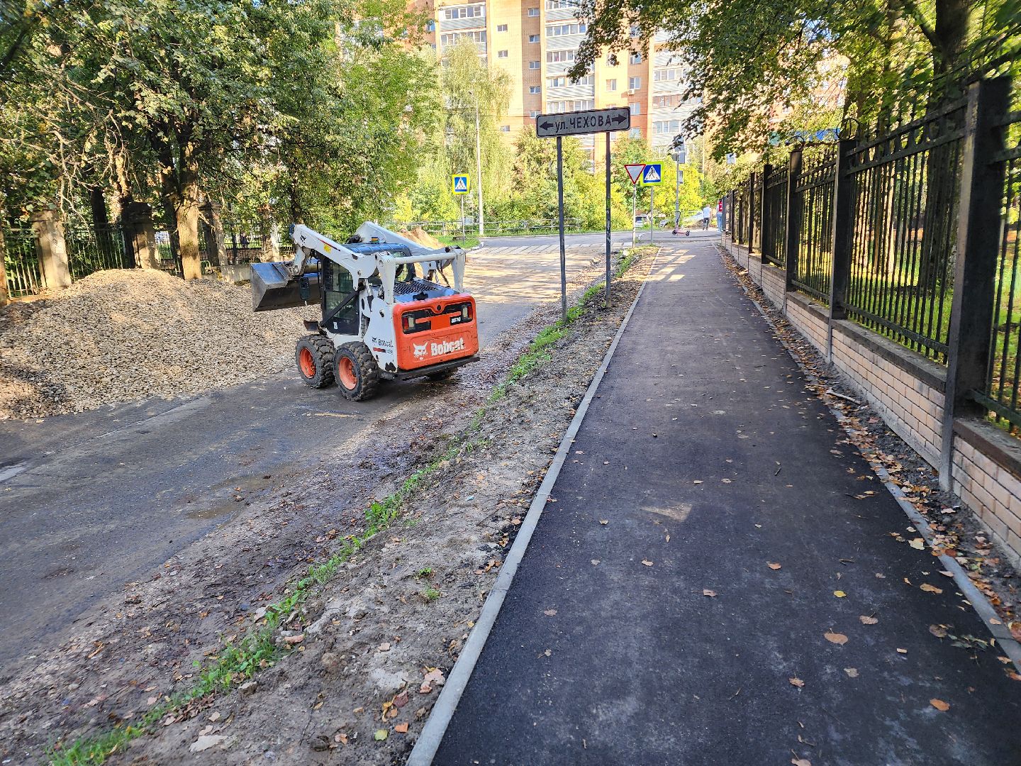 Чехов, улица Пионерская, тротуар, дорожный ремонт, строительство, пешеходная дорожка,