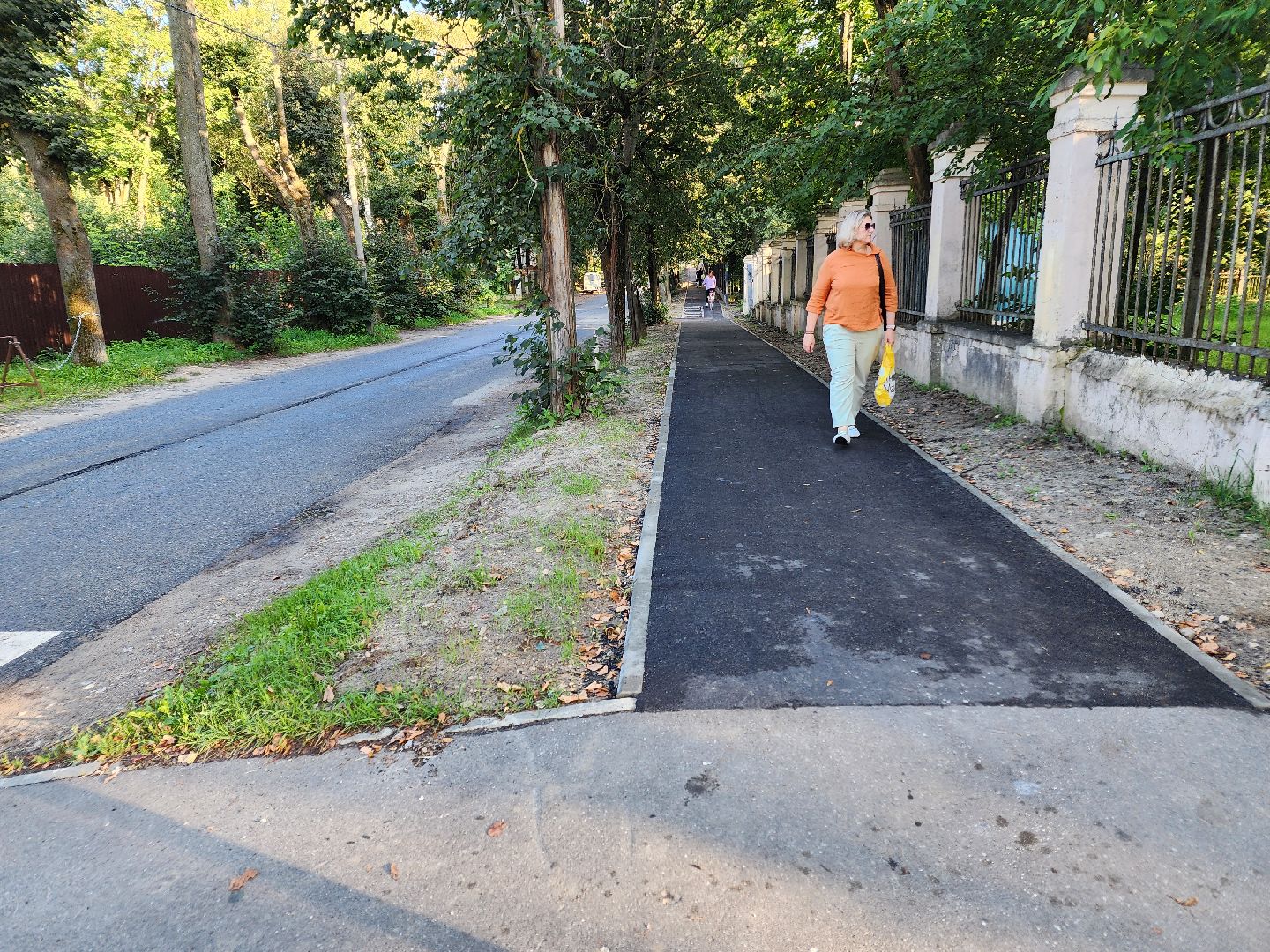 Чехов, улица Пионерская, тротуар, дорожный ремонт, строительство, пешеходная дорожка,