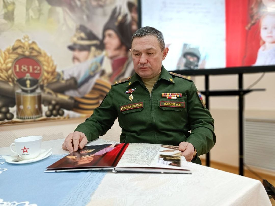 Можайск, общество