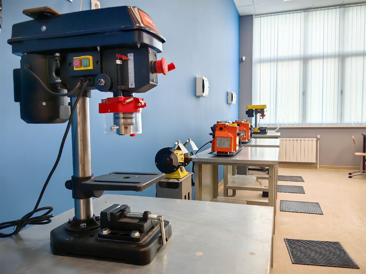 новая школа, кадетский класс, оснащение классов, щёлково,