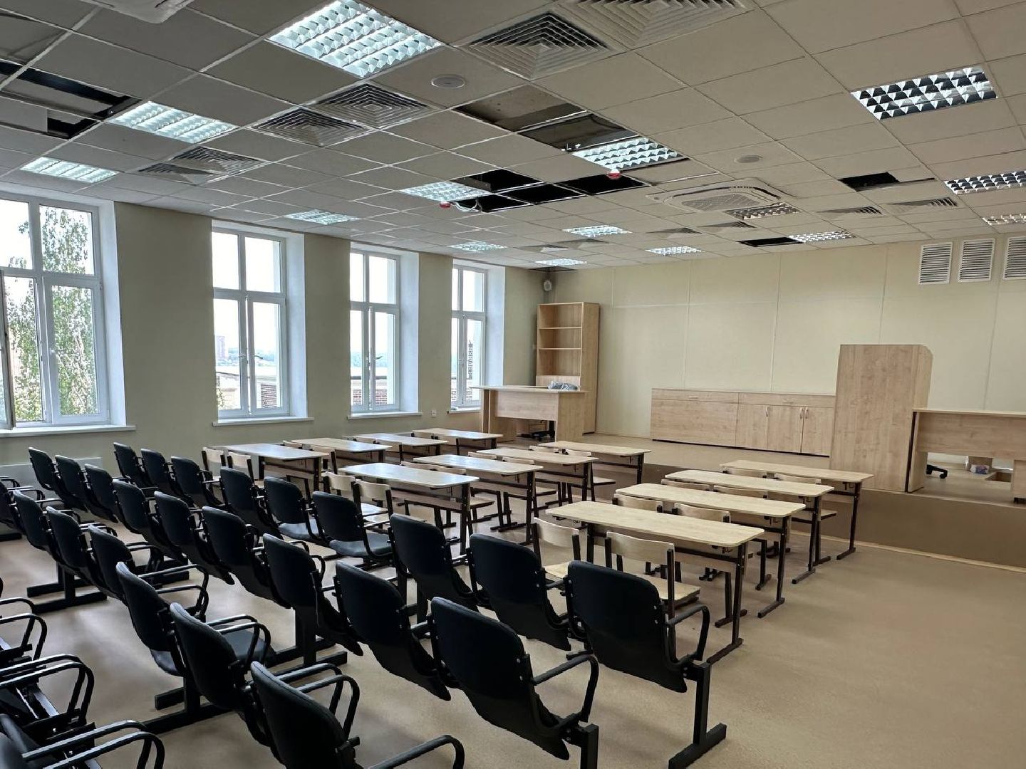 Новый корпус Молоковской СОШ, пристройка к школе, Ленинский городской округ, Начальный блок,пристройка на 237 мест,