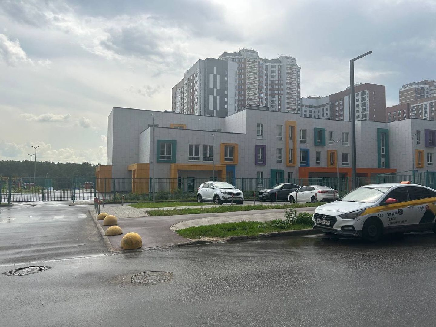 торговля алкоголем, продажа спиртного вблизи объектов образования, алкомаркеты возле школ и садов, незаконная торговля алкогольной продукцией, рейд по торговле алкоголем, южная битца, ленинский округ,