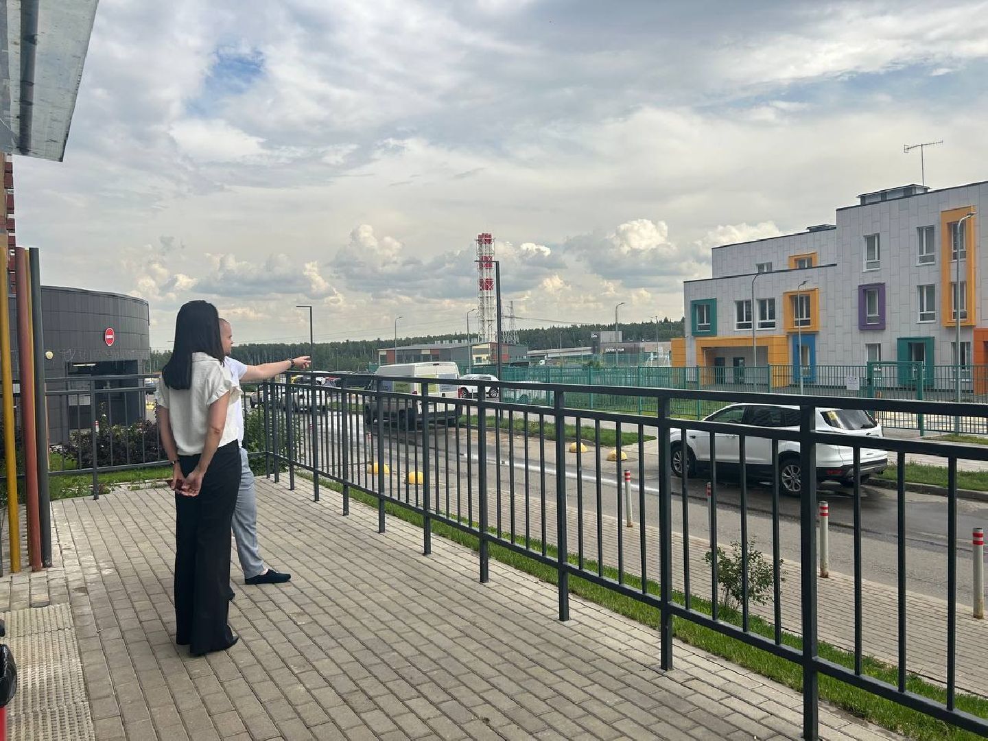 торговля алкоголем, продажа спиртного вблизи объектов образования, алкомаркеты возле школ и садов, незаконная торговля алкогольной продукцией, рейд по торговле алкоголем, южная битца, ленинский округ,