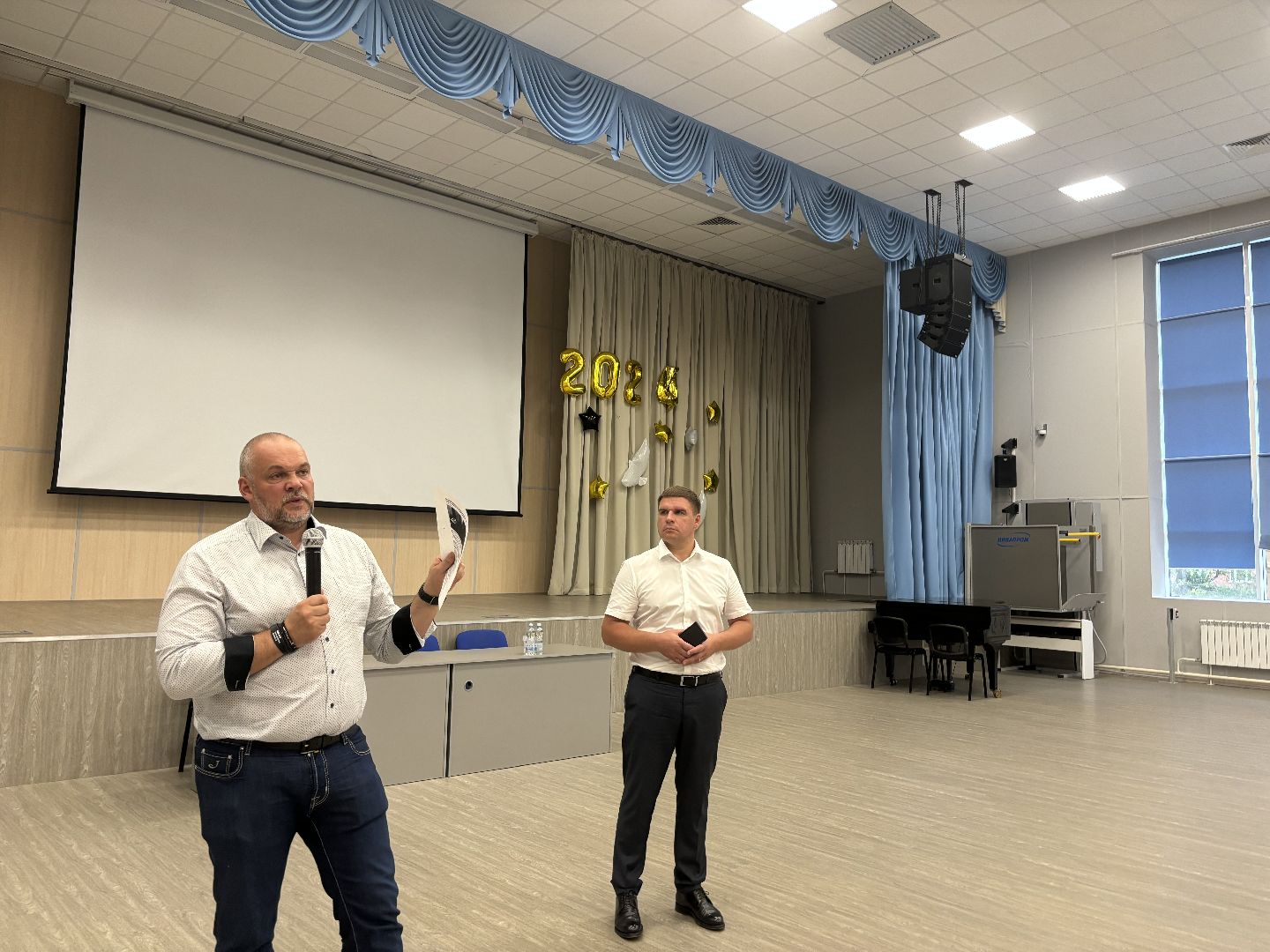 расселение аварийного жилья, реновация, выездная администрация, выездная администрация балашиха, микрорайон кучино,