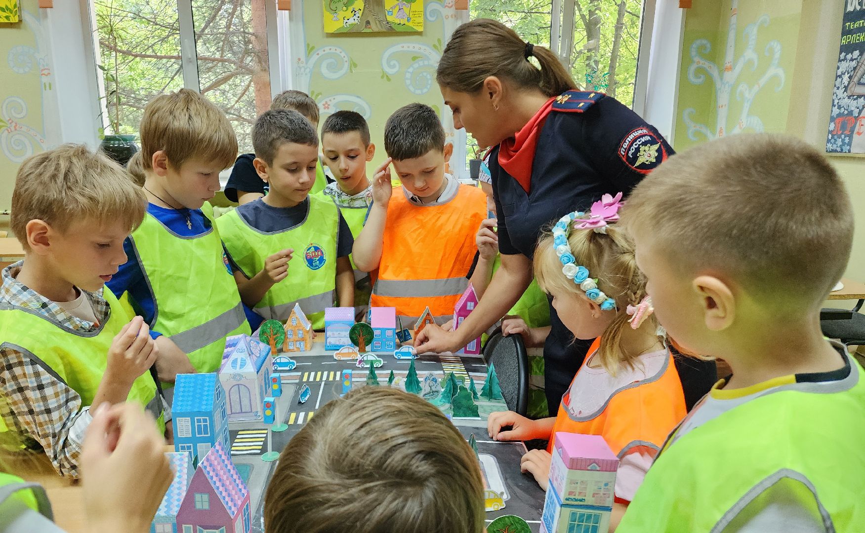 Детский лагерь, школьный лагерь, Лира, Подмосковье, Светофор, безопасность, Домодедово, ПДД, БДД, дети,