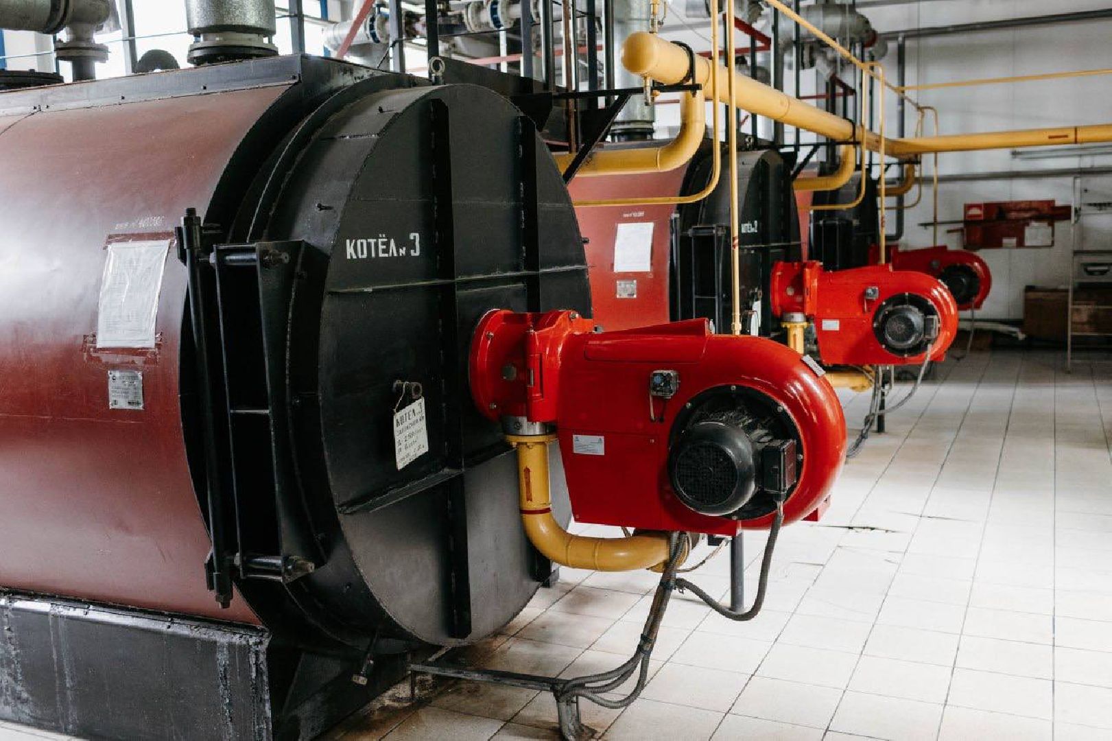 Чехов, подготовка к отопительному сезону, котельные, ЦТП, тепловые пункты, жилой фонд, социальные объекты, ремонт, профилактика, глава округа Михаил Собакин,