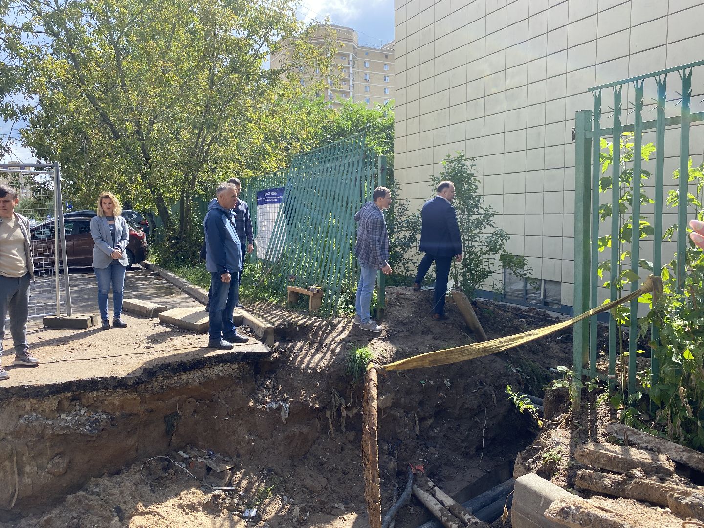 ремонт трубопровода, капремонт сетей отопления, капремонт сетей во власихе, отопление школа Попова, замена труб отопления,