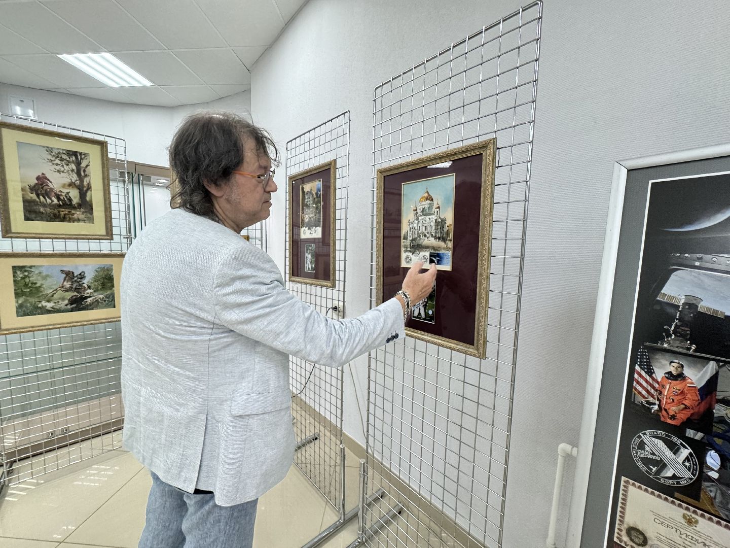 выставка, открытие выставки, заслуженный художник, культура,