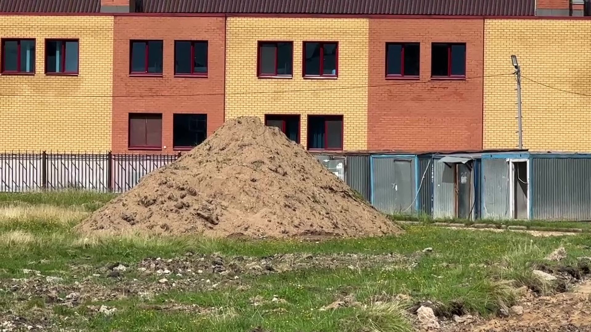 Реутов, спорт, реконструкция, футбольное поле, трибуны, игры, строительство,