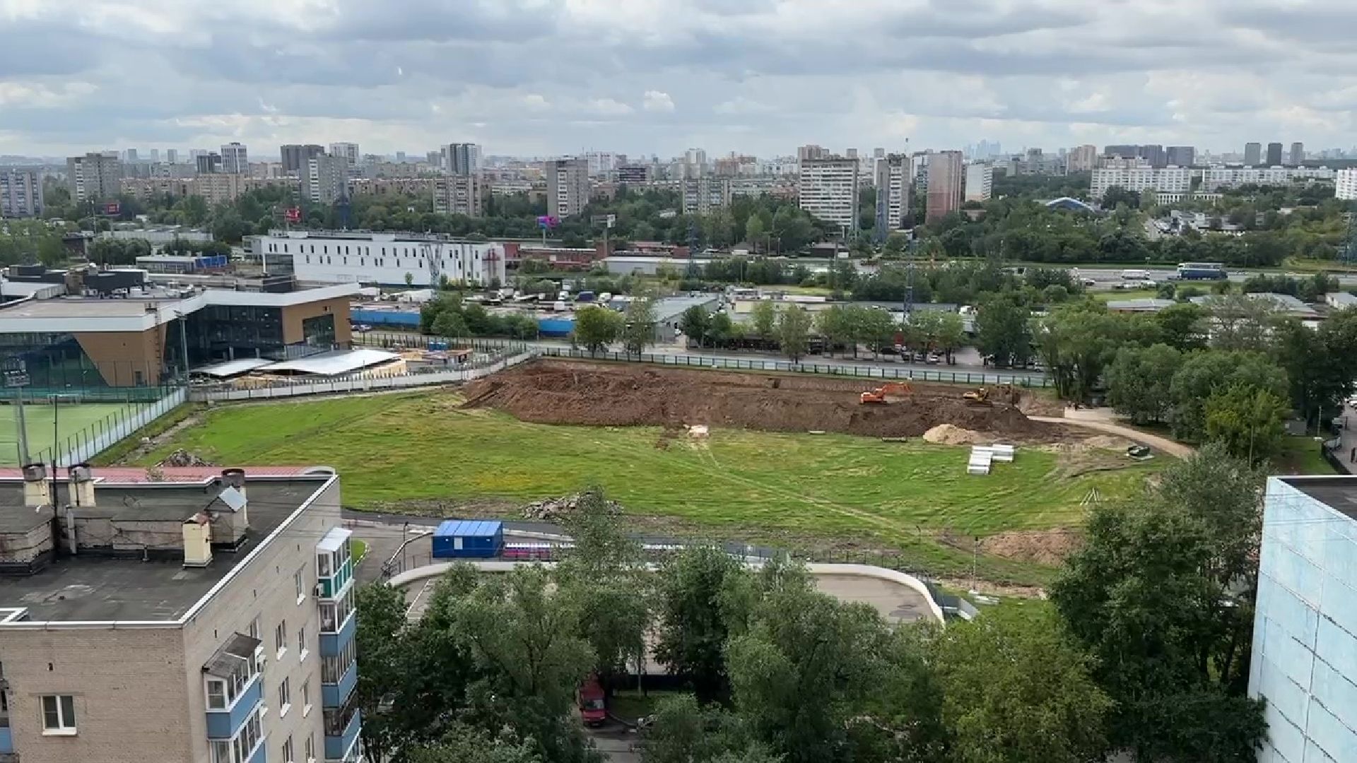 Реутов, спорт, реконструкция, футбольное поле, трибуны, игры, строительство,