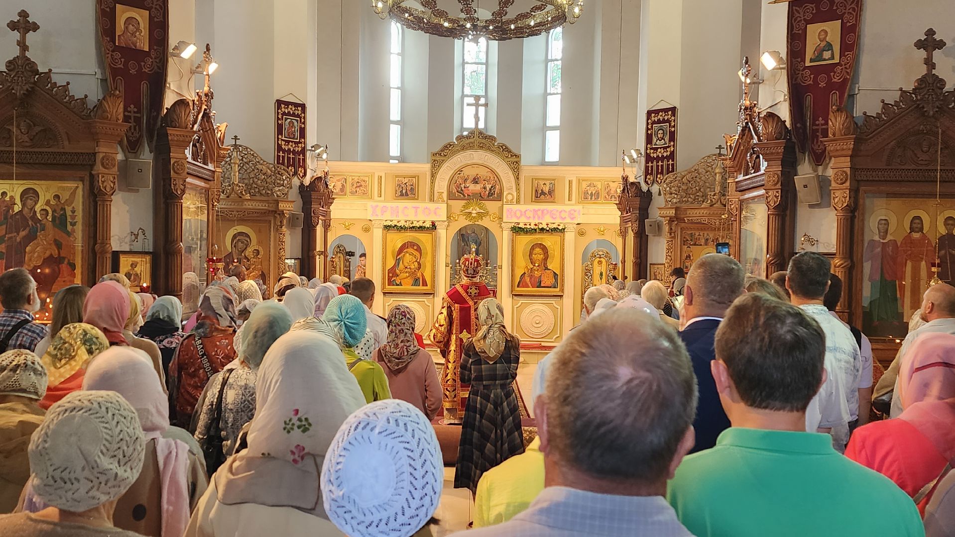 митрополит Куритицкий и Коломенский Павел, литургия, борис аубакиров, Преображенский храм, визит,