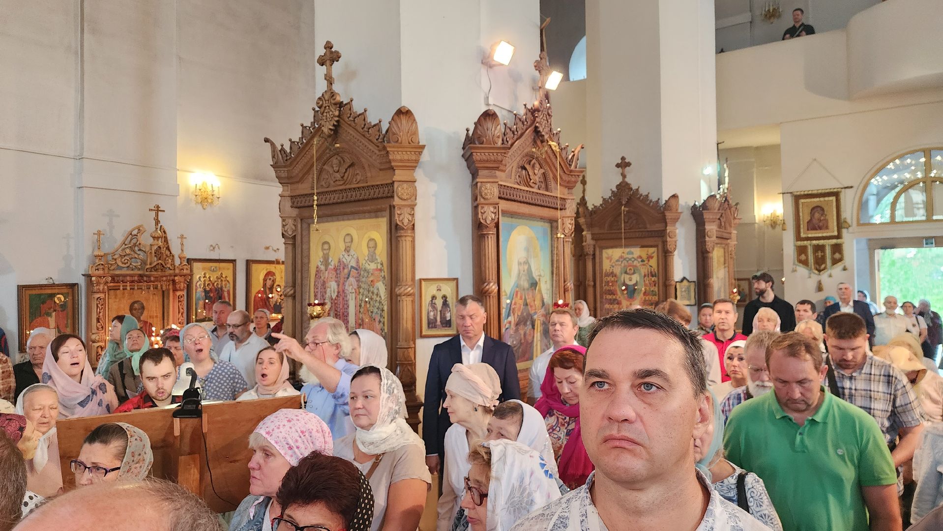 митрополит Куритицкий и Коломенский Павел, литургия, борис аубакиров, Преображенский храм, визит,