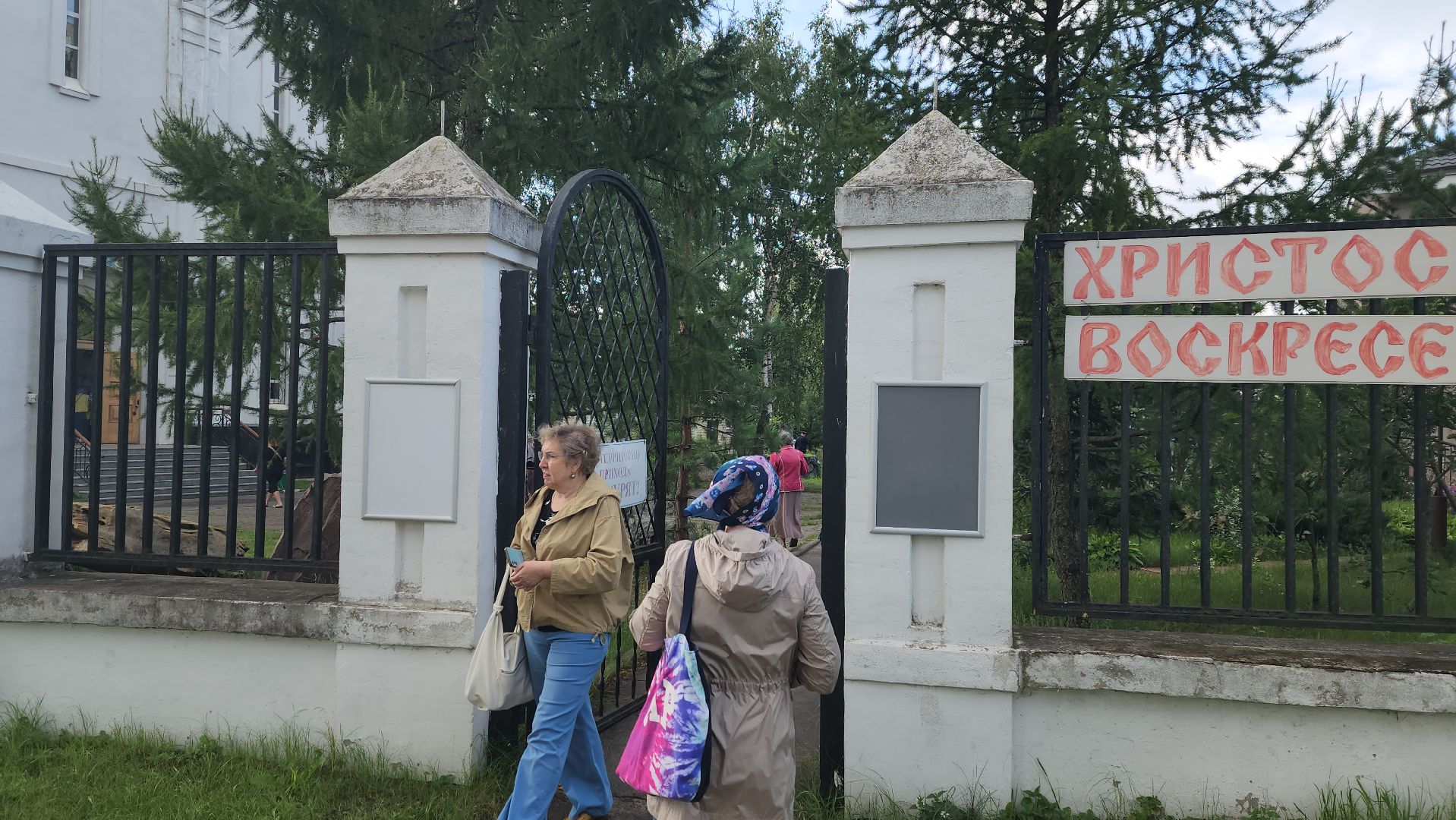 митрополит Куритицкий и Коломенский Павел, литургия, борис аубакиров, Преображенский храм, визит,