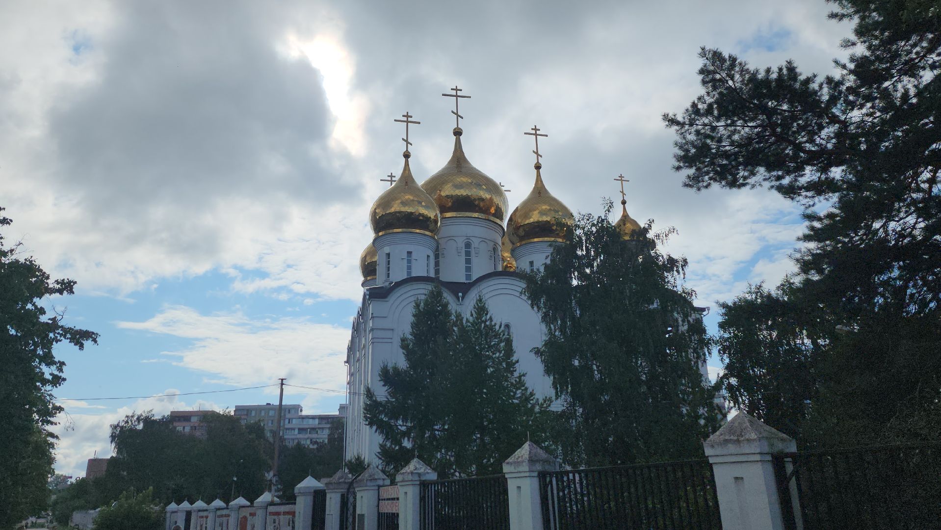 митрополит Куритицкий и Коломенский Павел, литургия, борис аубакиров, Преображенский храм, визит,