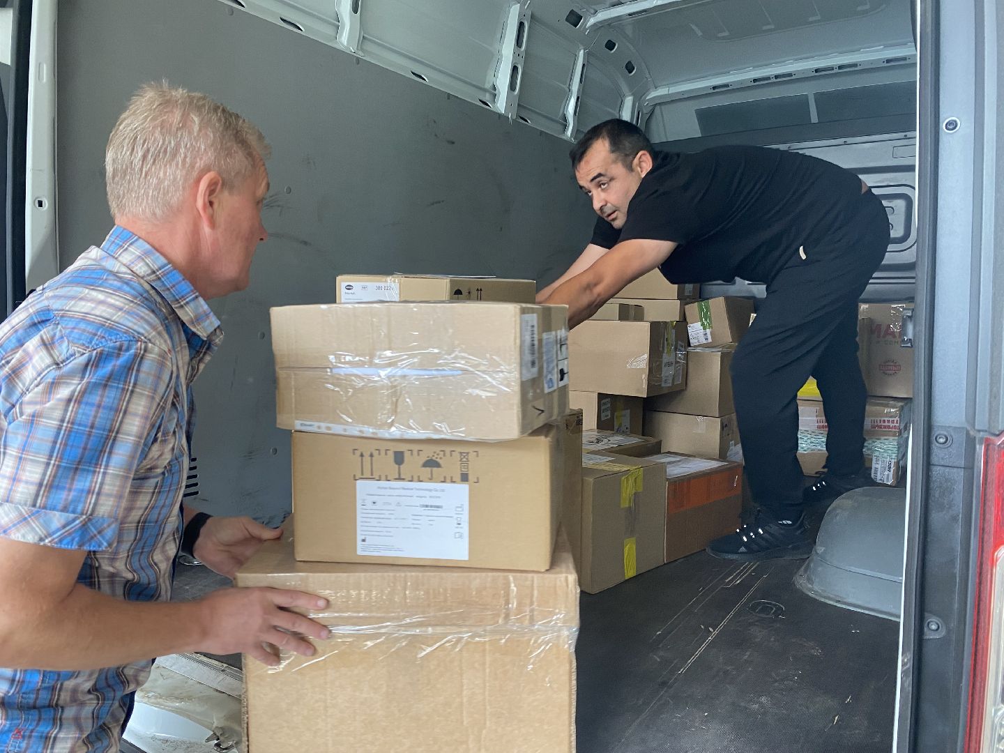 Гуманитарная помощь, Домодедово, Помощь Курску, Волонтеры Подмосковья, Подмосковье, МАП 3, Автопредприятие,