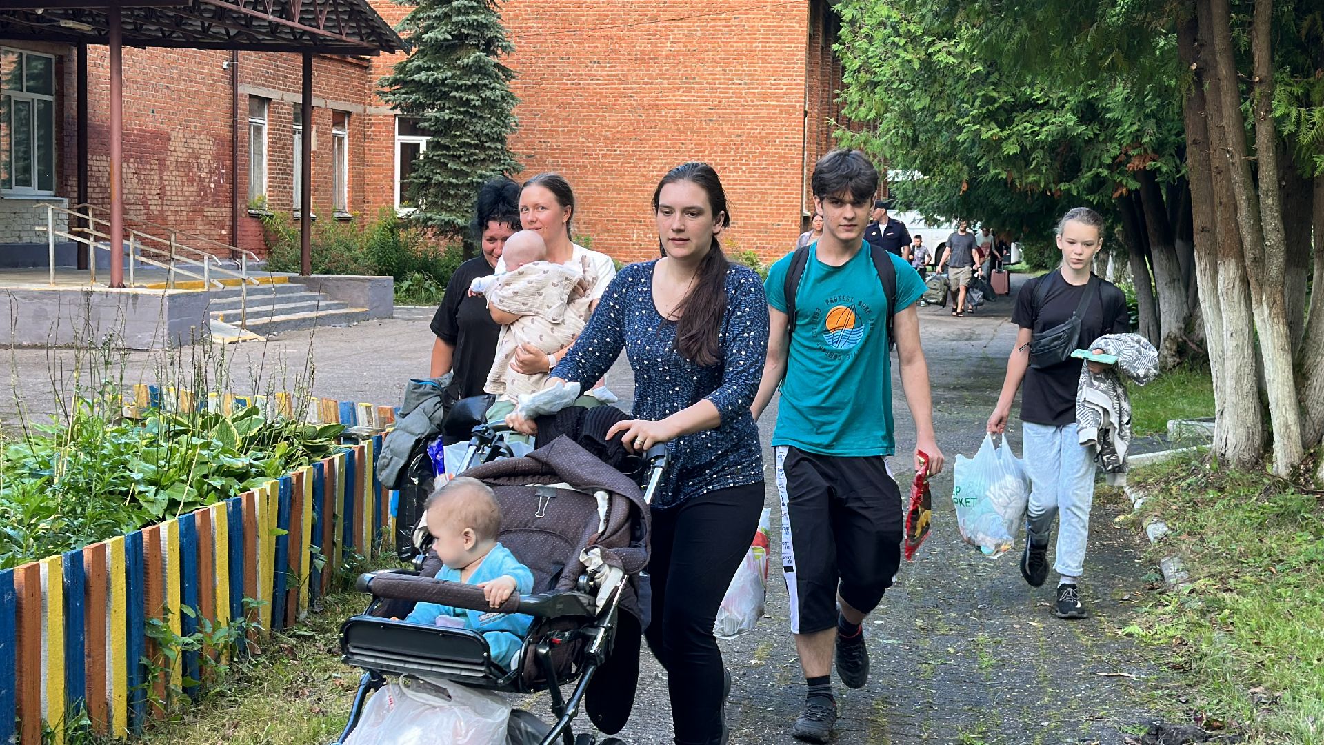 Клин, общество, дети, Курск, помощь, волонтеры, Подмосковье, беженцы,