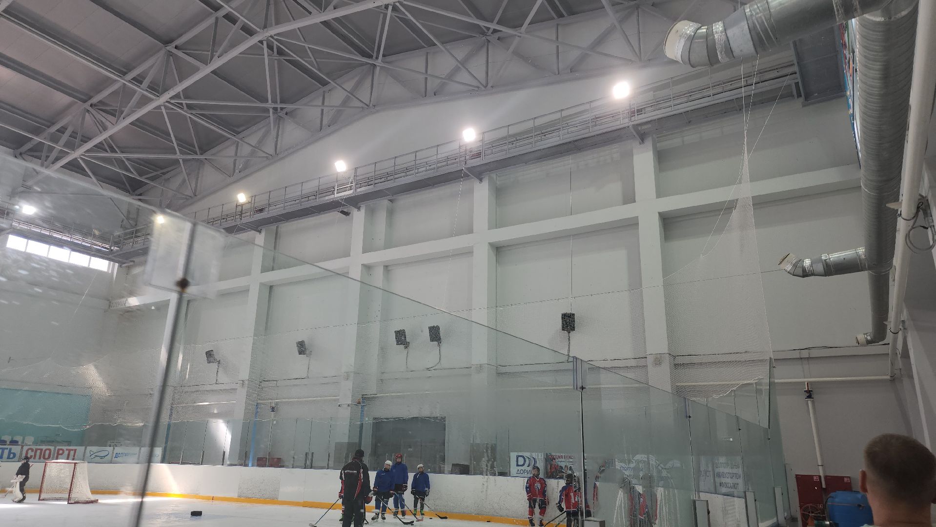 фск салют, ледовая арена, капитальный ремонт, разметка поля,