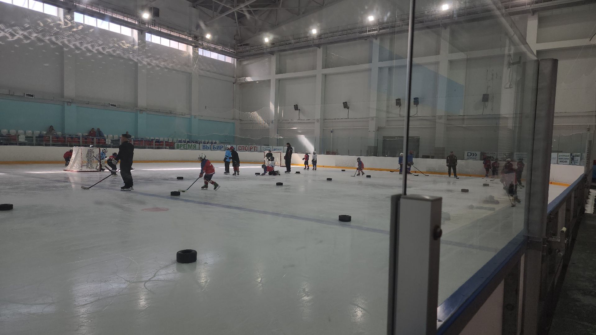 фск салют, ледовая арена, капитальный ремонт, разметка поля,