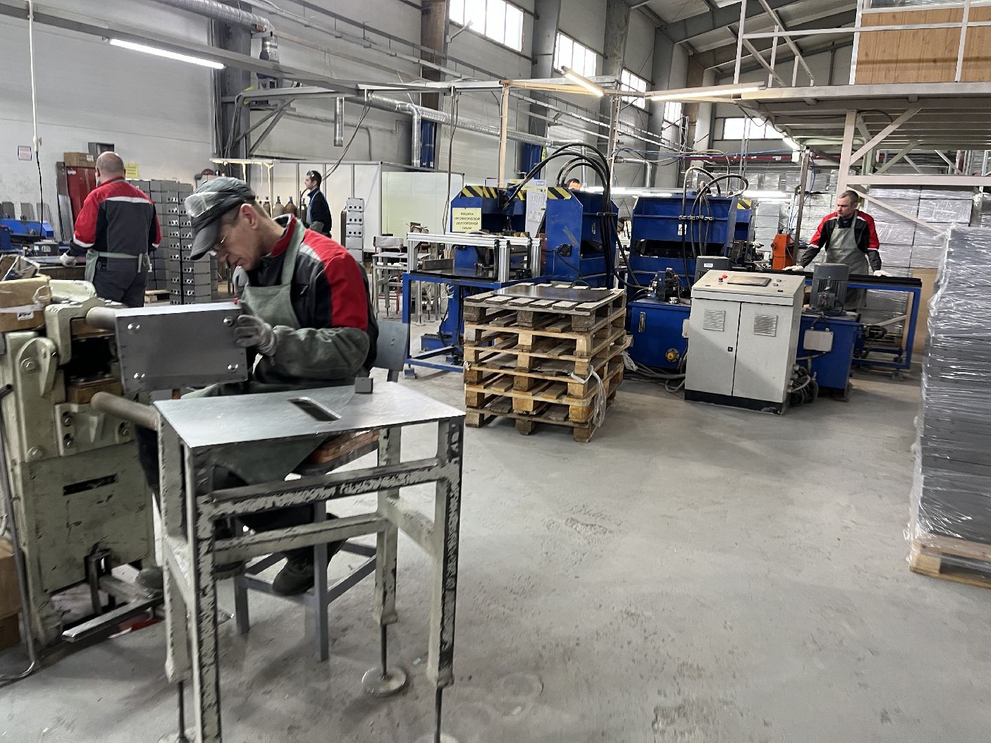 Шаховская, предприятие, завод