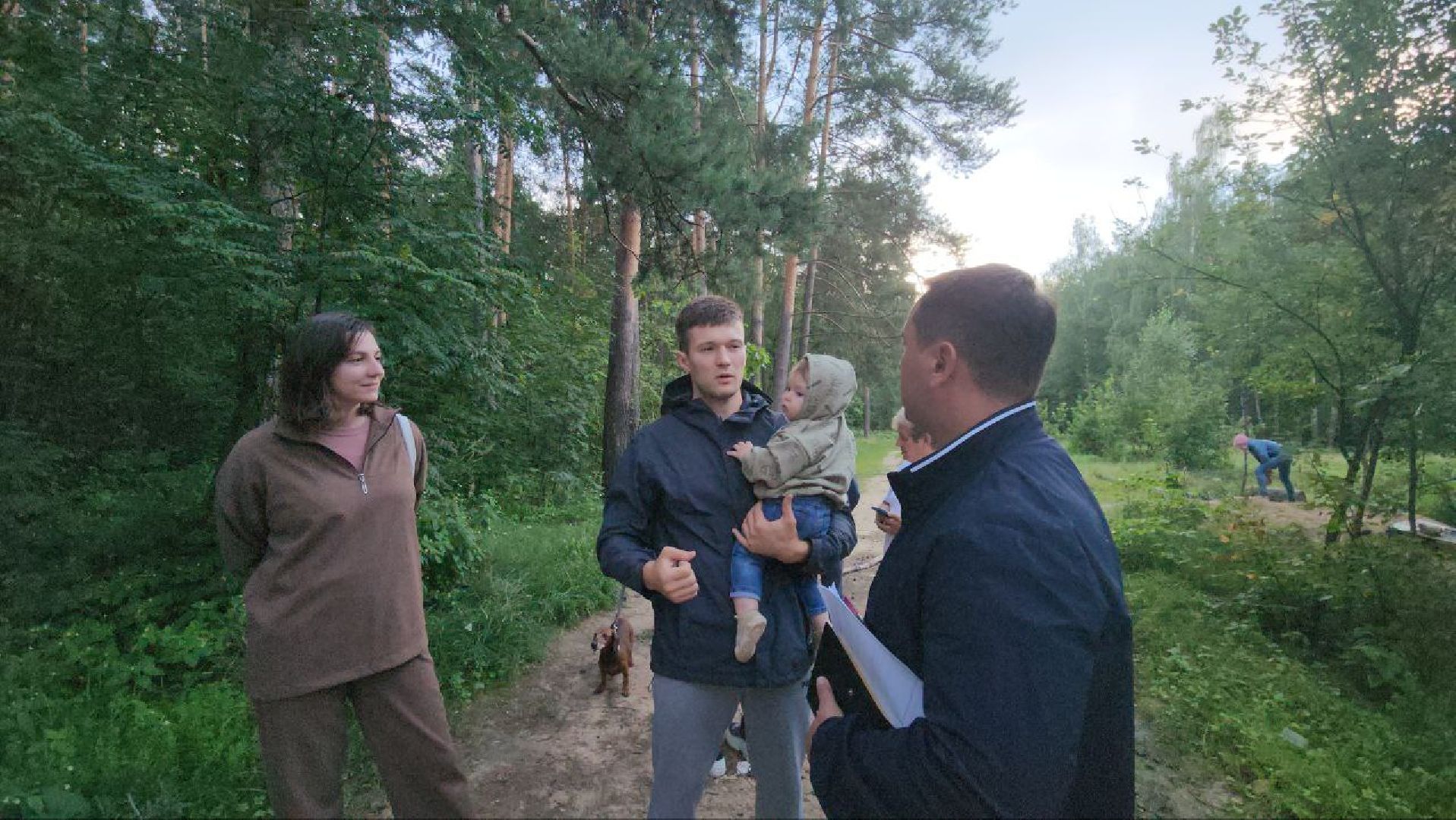 люберцы, глава администрации Люберец Владимир Волков, парк Лесная опушка, выездная администрация,
