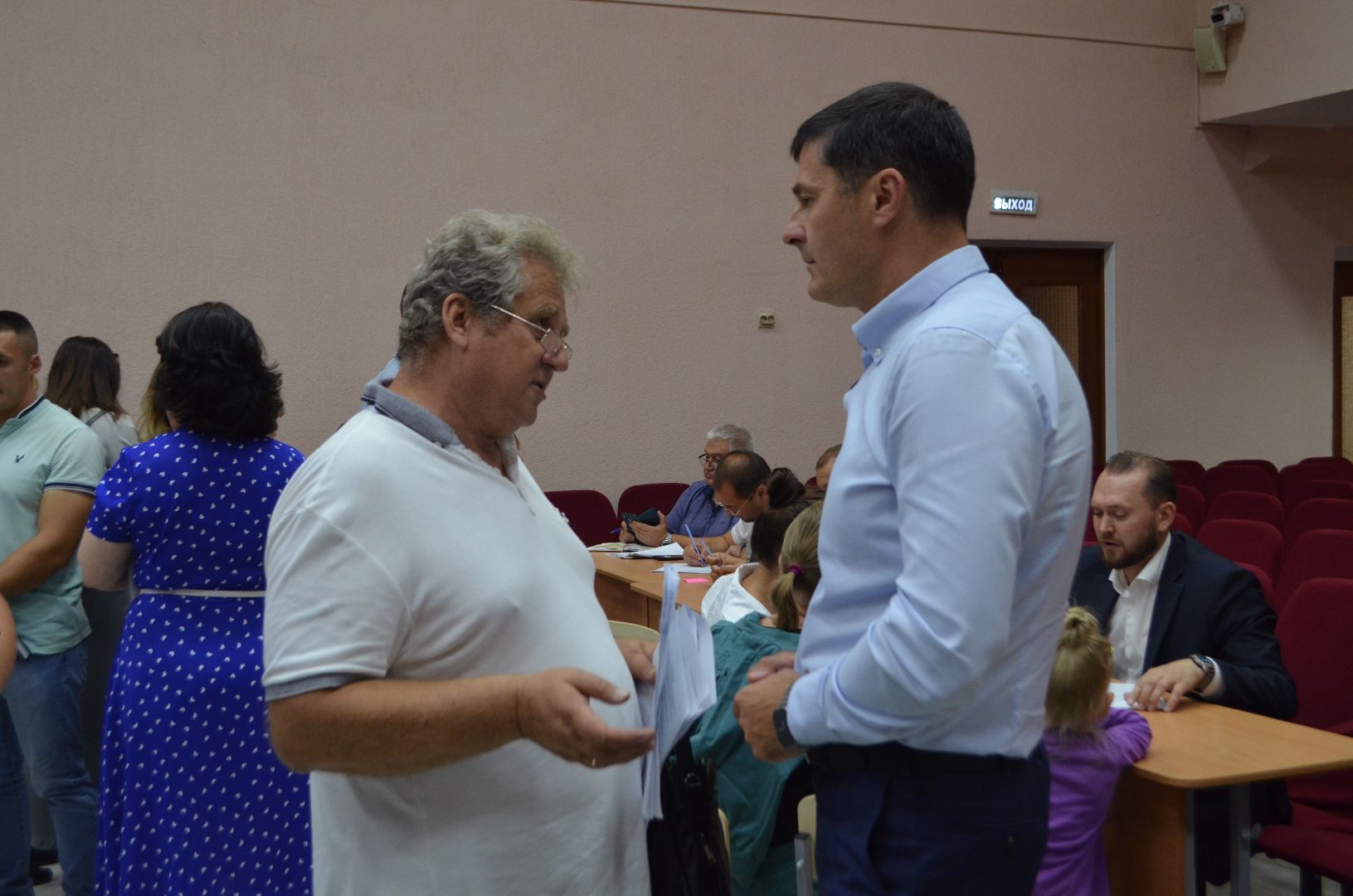 люберцы, глава администрации Люберец Владимир Волков, парк Лесная опушка, выездная администрация,