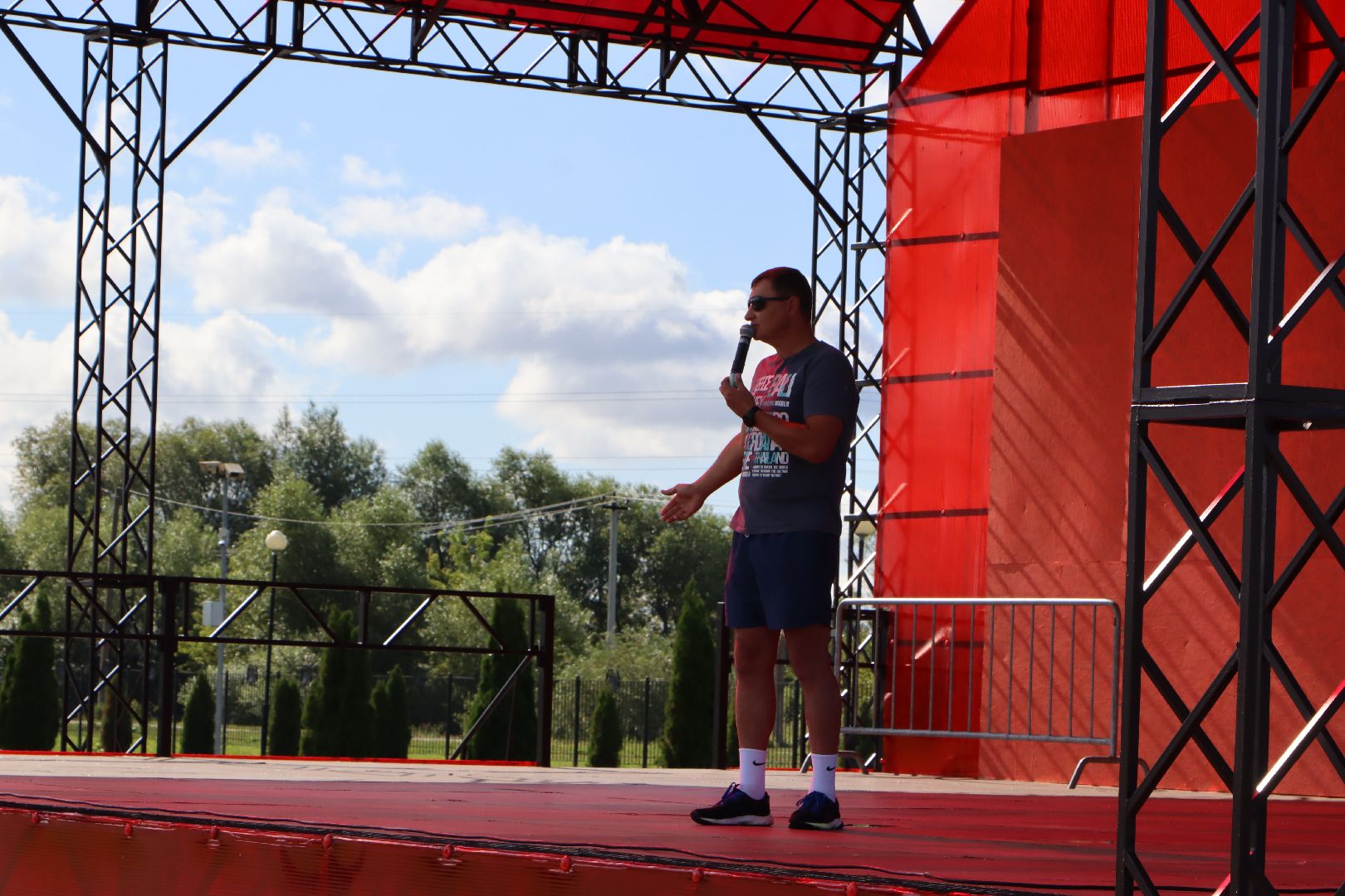 День физкультурника, парк Серебряный, Серебряные Пруды, зарядка,