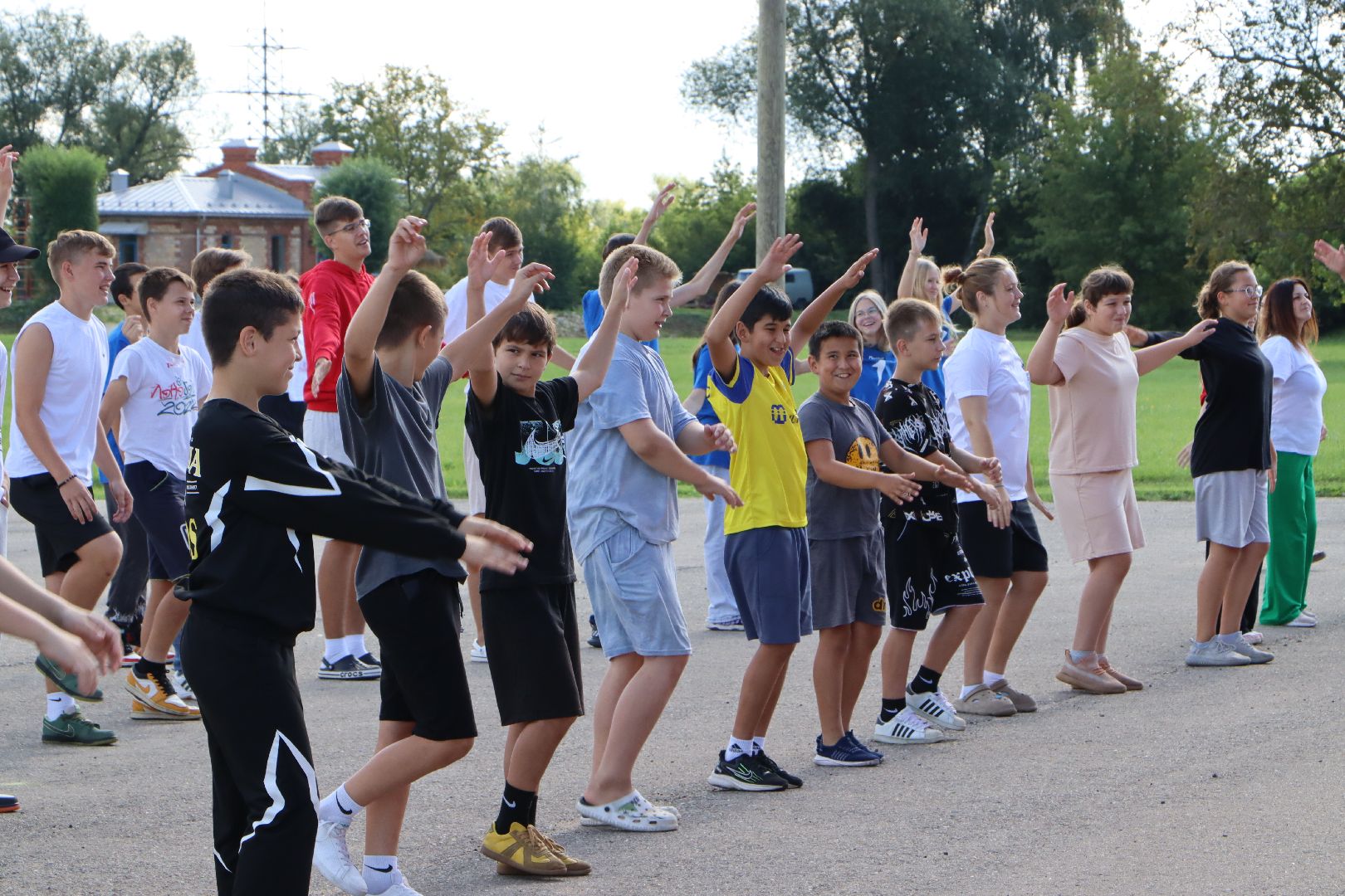 День физкультурника, парк Серебряный, Серебряные Пруды, зарядка,
