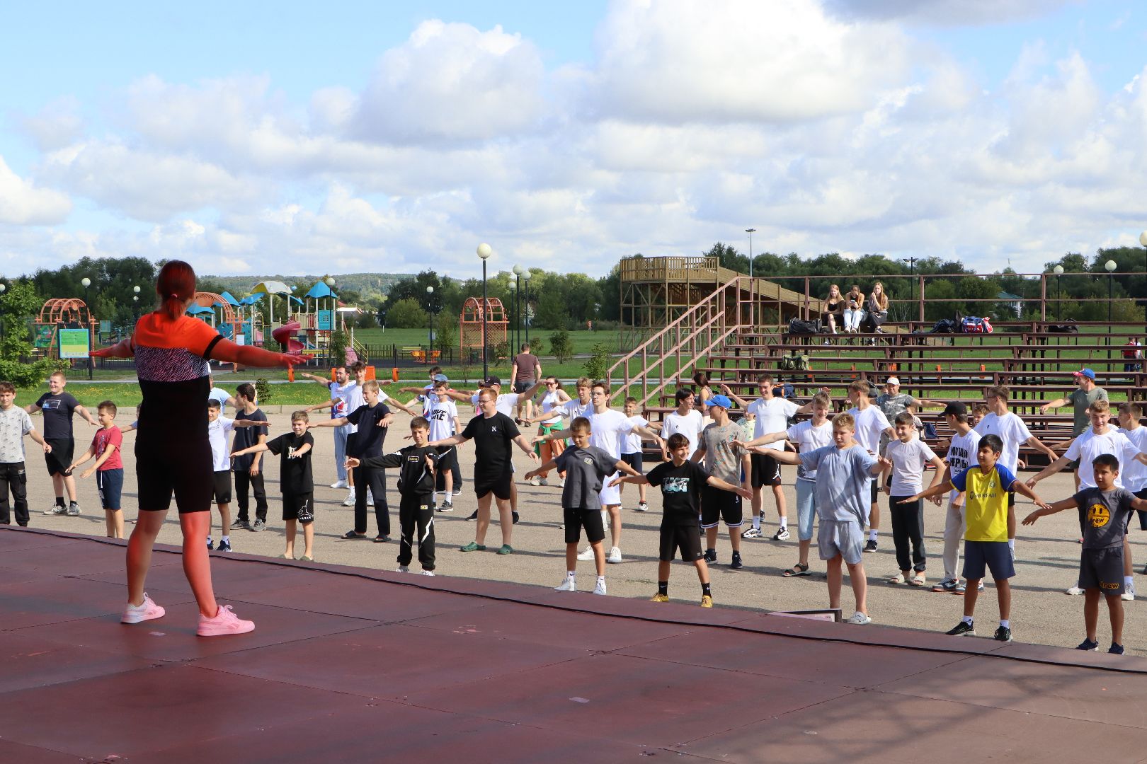 День физкультурника, парк Серебряный, Серебряные Пруды, зарядка,