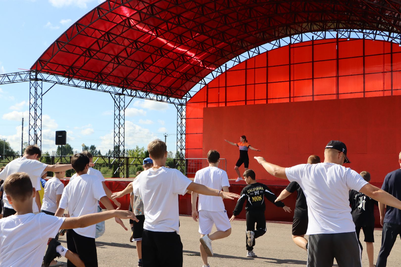 День физкультурника, парк Серебряный, Серебряные Пруды, зарядка,