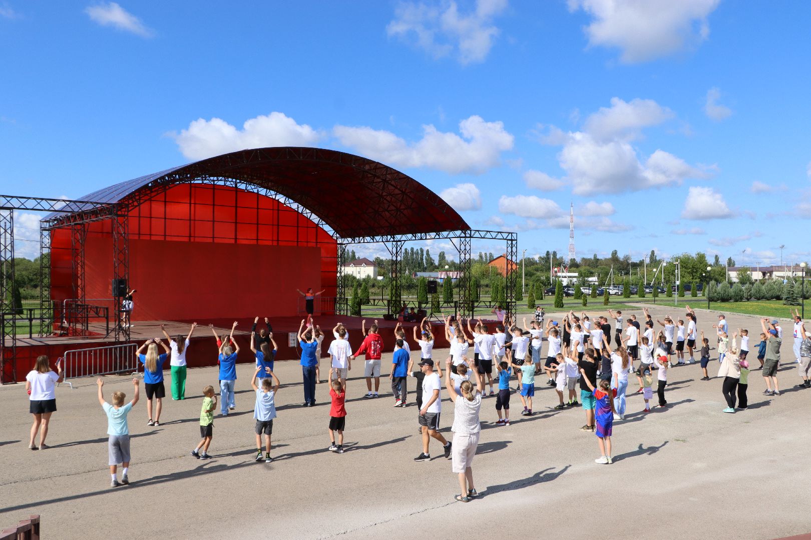 День физкультурника, парк Серебряный, Серебряные Пруды, зарядка,