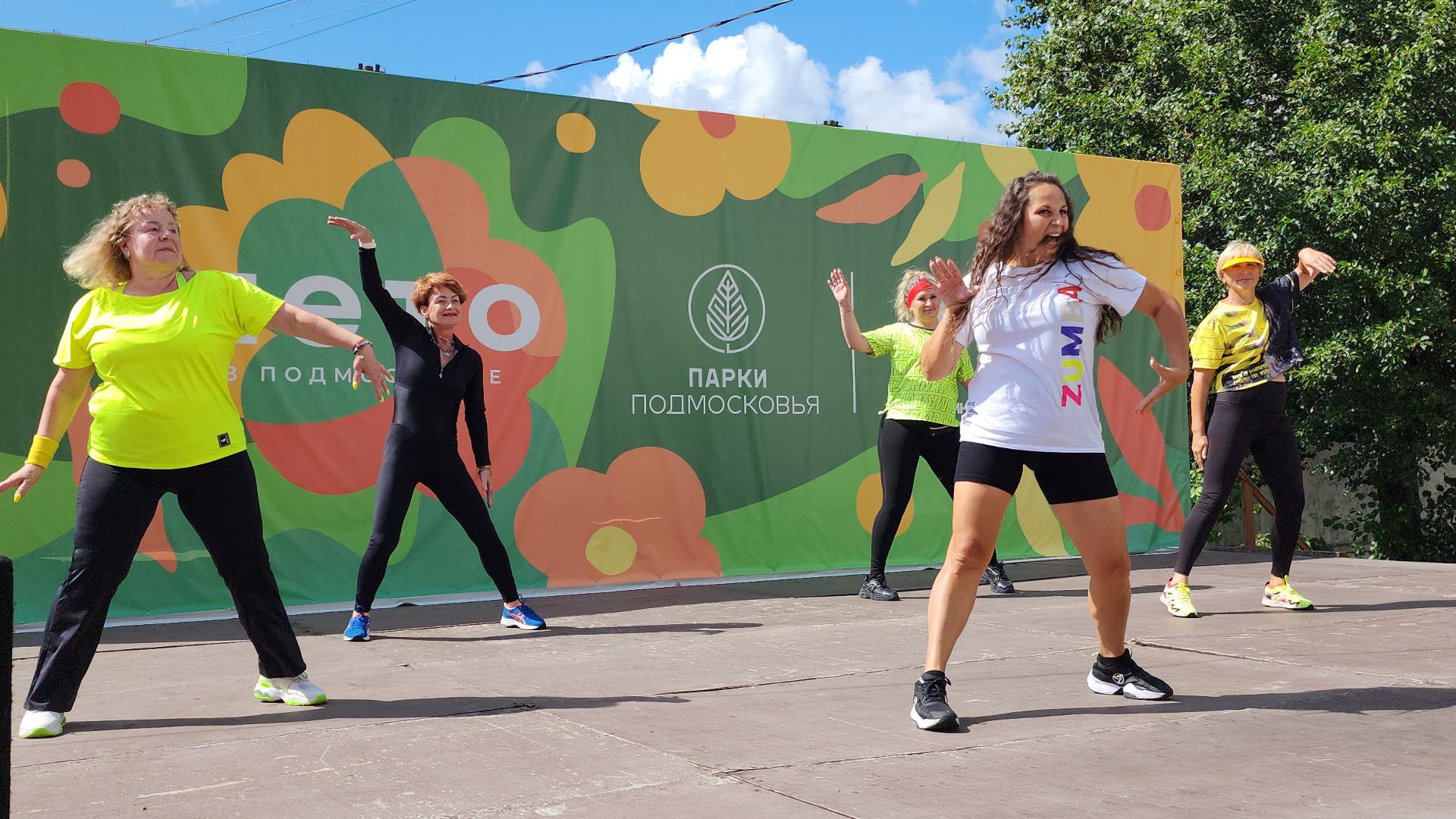 зумба, шатура, мастер-класс по зумба, культурная шатура, день физкультурника,вертикалки, вертикальное видео,