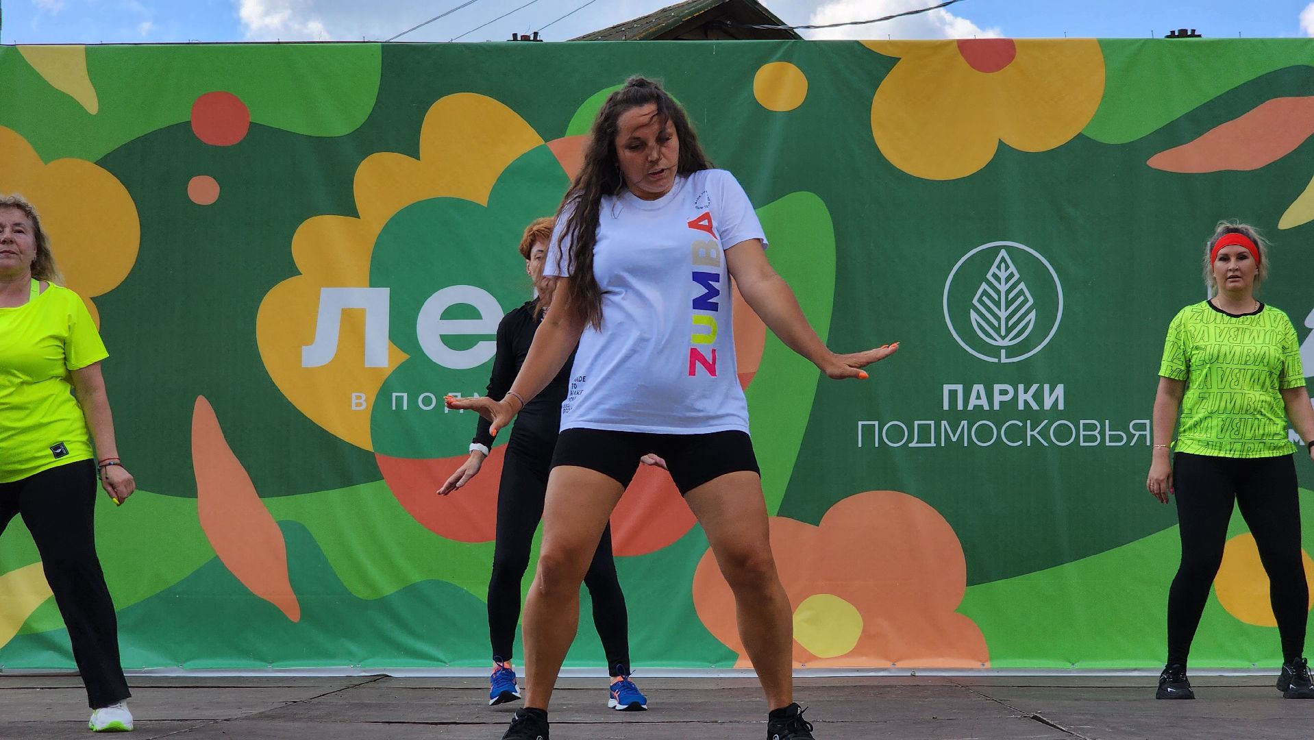 зумба, шатура, мастер-класс по зумба, культурная шатура, день физкультурника,вертикалки, вертикальное видео,