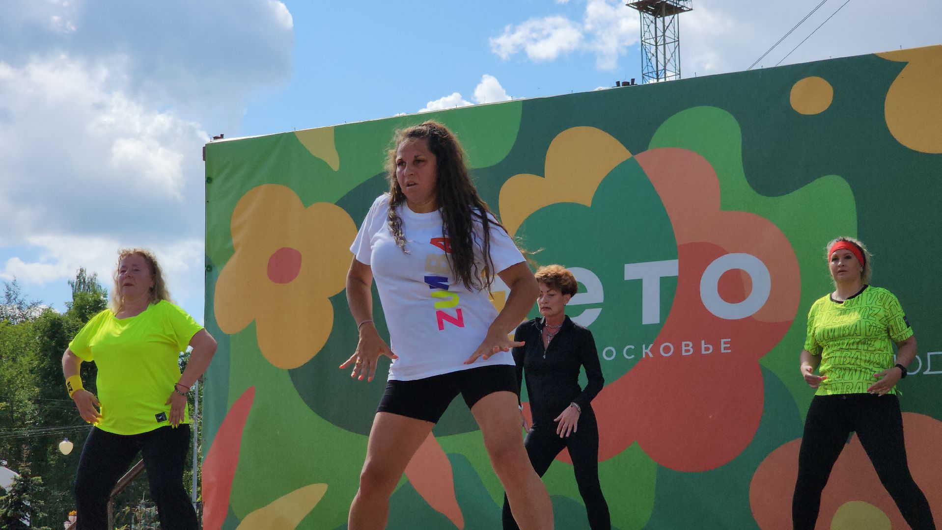 зумба, шатура, мастер-класс по зумба, культурная шатура, день физкультурника,вертикалки, вертикальное видео,