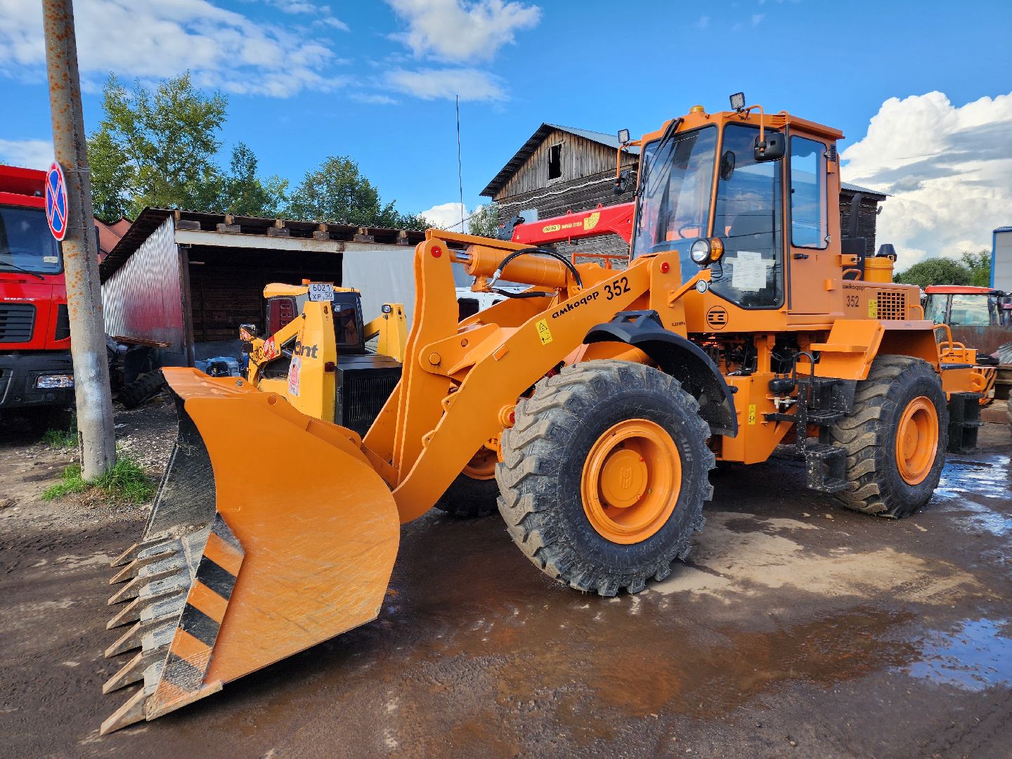 Чехов, МБУ Чеховское благоустройство, спецтехника, дорожные машины, содержание территорий, новая техника,