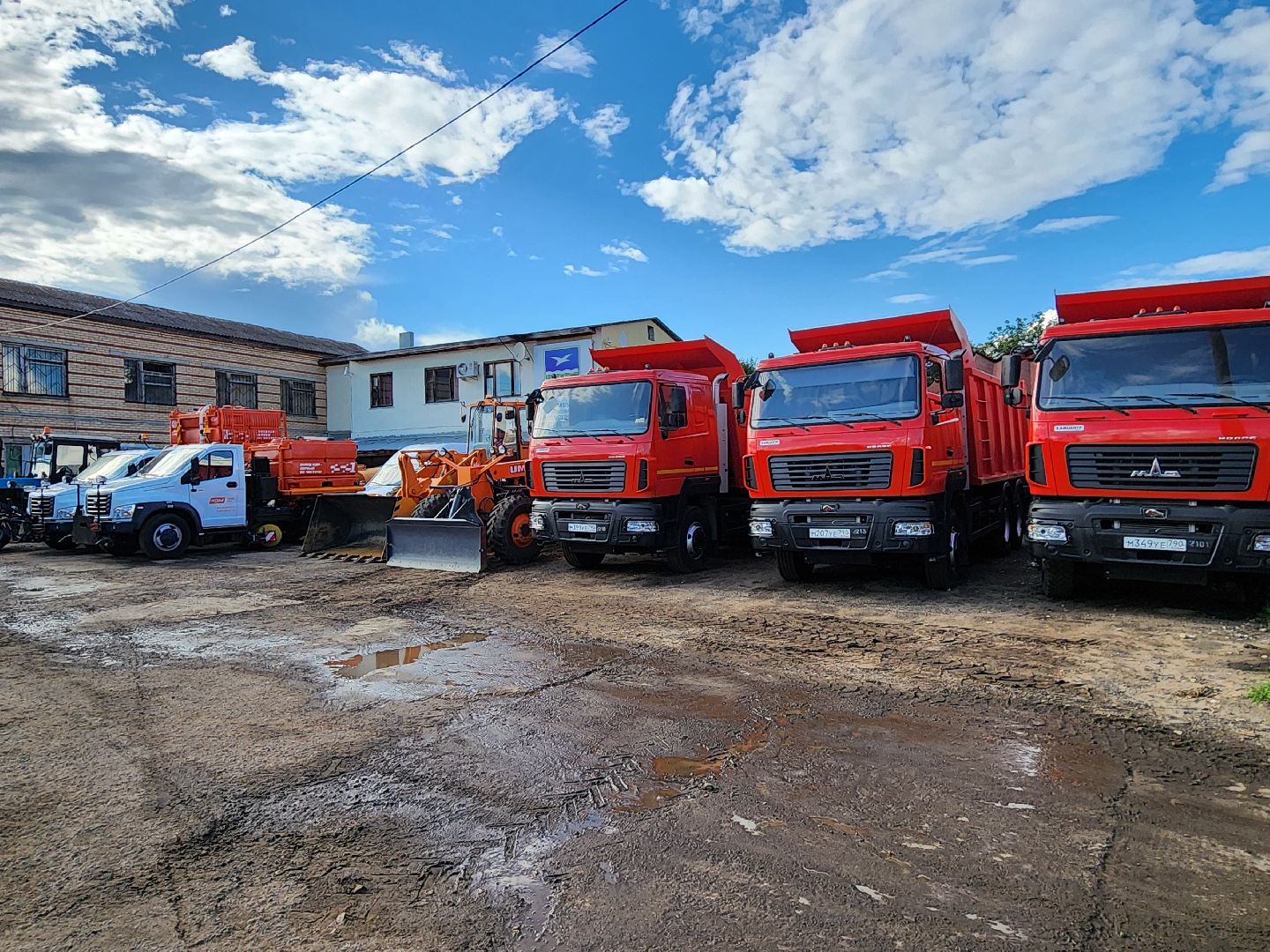 Чехов, МБУ Чеховское благоустройство, спецтехника, дорожные машины, содержание территорий, новая техника,
