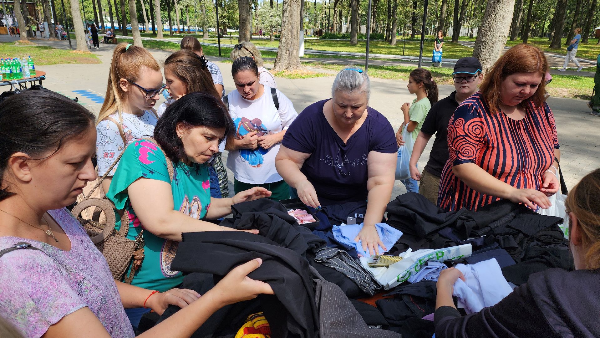 кашира, ожерелье, благотворительная ярмарка, школьная форма, многодетные семьи,