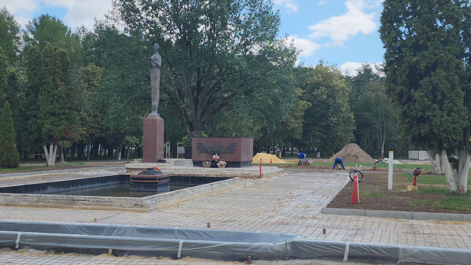 мемориал вечный огонь, парк культуры и отдыха, борис аубакиров, григорий грибанов, этап, реконструкция,