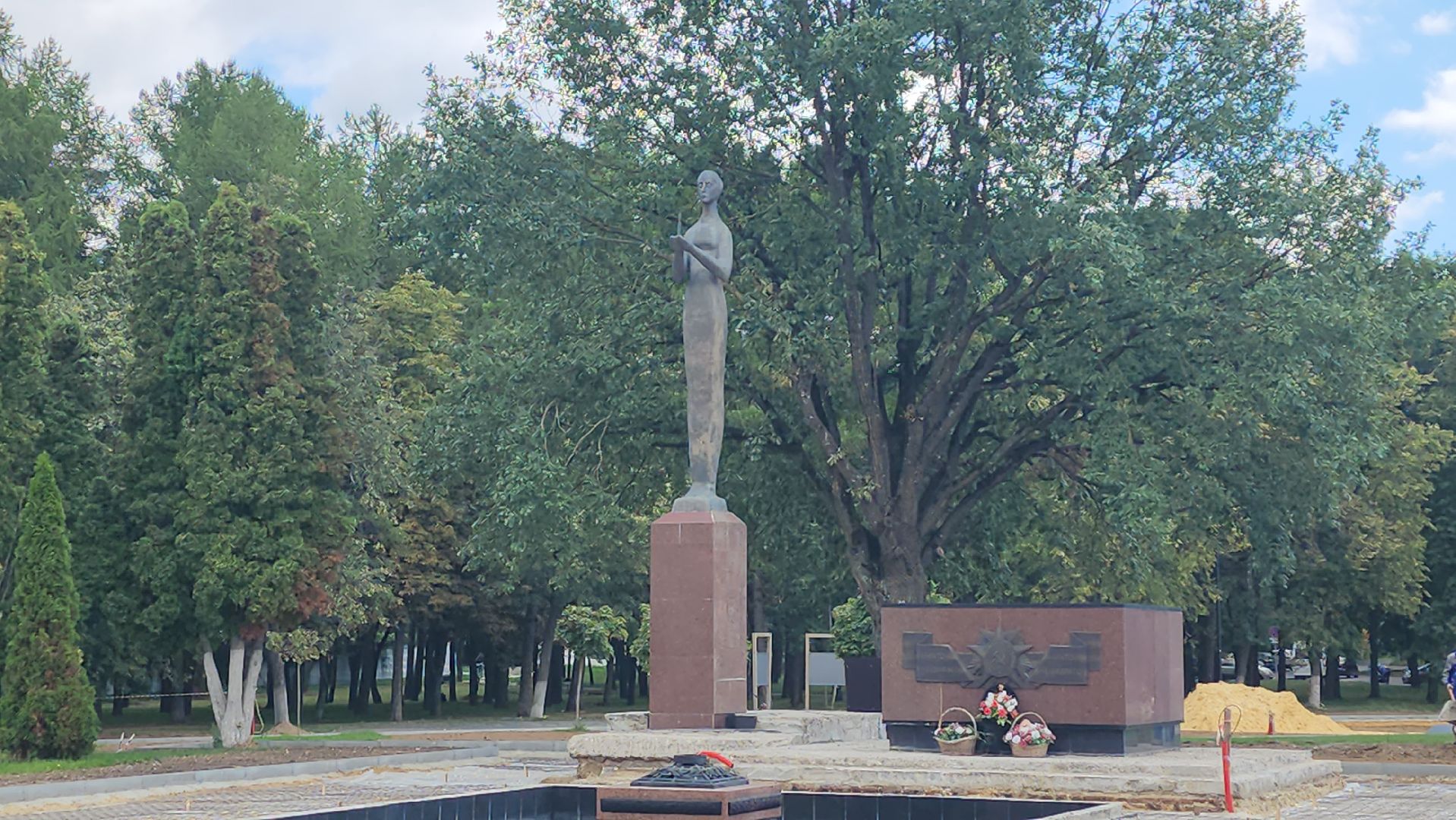 мемориал вечный огонь, парк культуры и отдыха, борис аубакиров, григорий грибанов, этап, реконструкция,