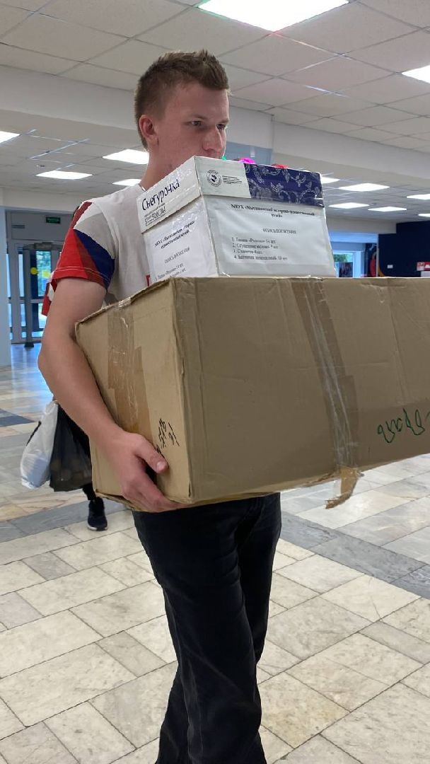 волонтеры подмосковья, сбор гуманитарной помощи, гуманитаная помощь, мытищи,