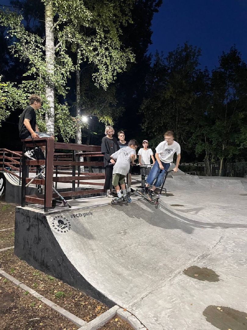 Дмитров, Парк Березовая роща, Fast Cars Dmitrov,