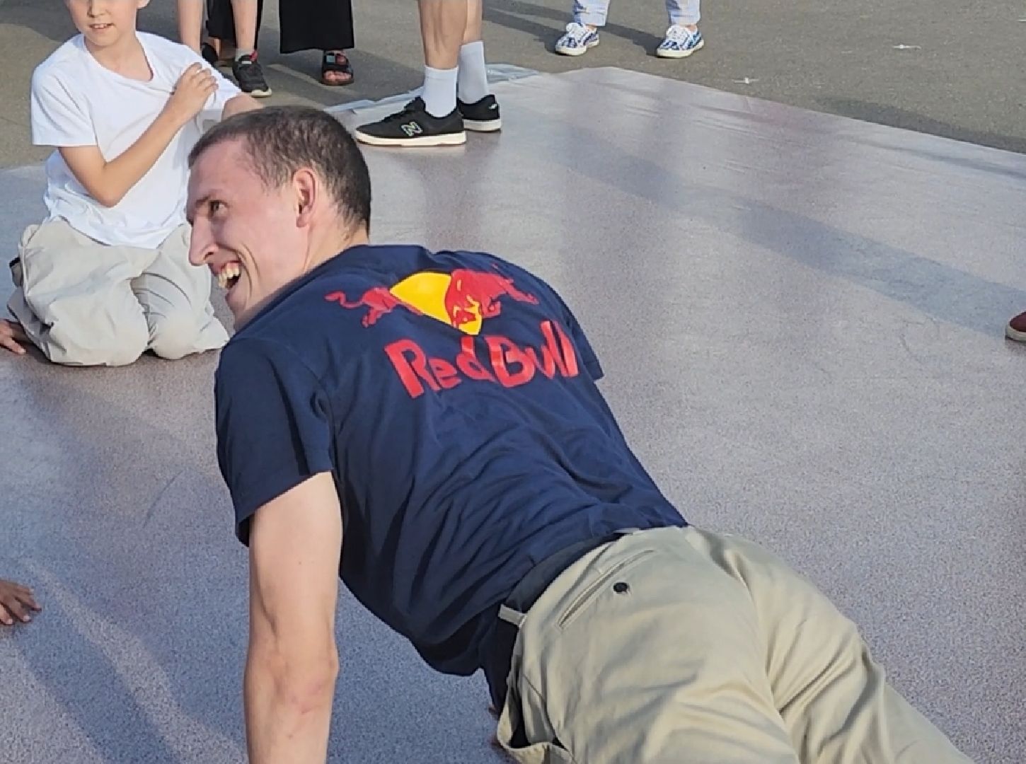 долгопрудный, граффити, брейкданс, армрестлинг, парк на молодежной, фестиваль Долфест,