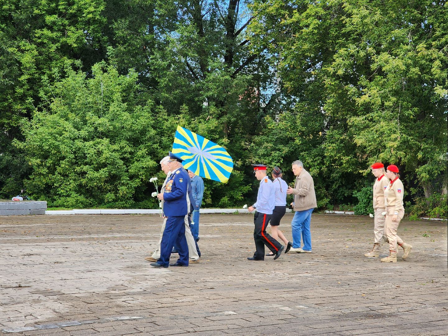 ногинск, общество, жители, день военно-воздушных сил, память, памятник, возложение цветов,