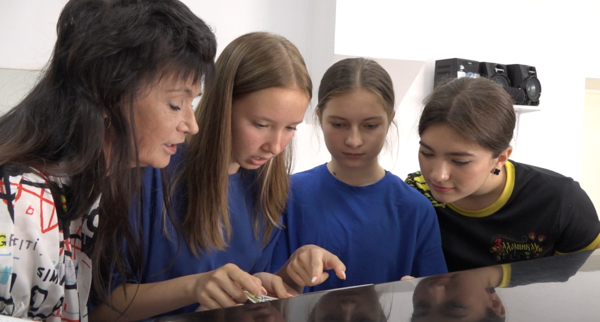 Русские в Китае, Домодедовская хореографическая школа, Задоринка, Ложкари, Кураж, русский народный танец,