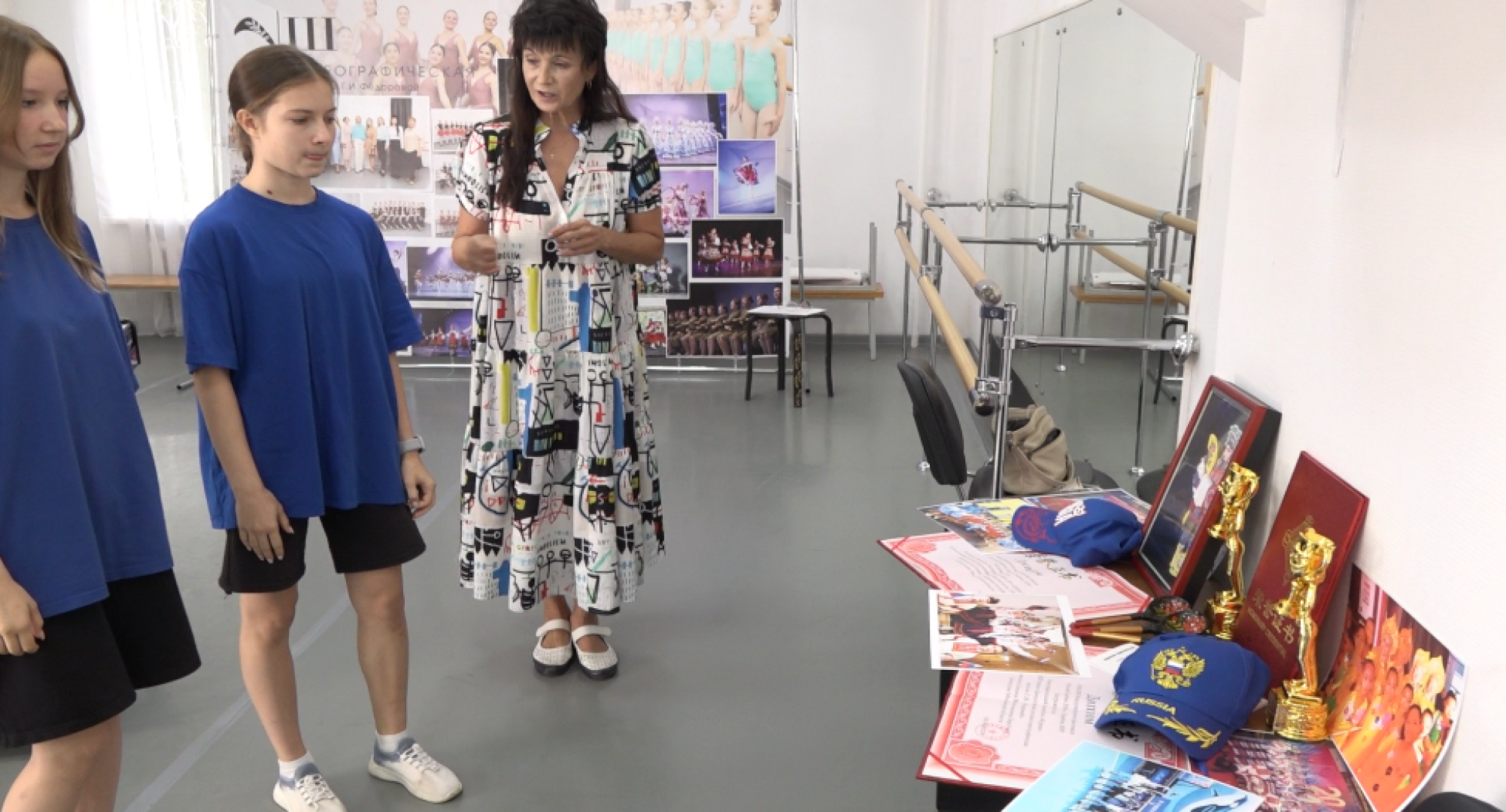 Русские в Китае, Домодедовская хореографическая школа, Задоринка, Ложкари, Кураж, русский народный танец,