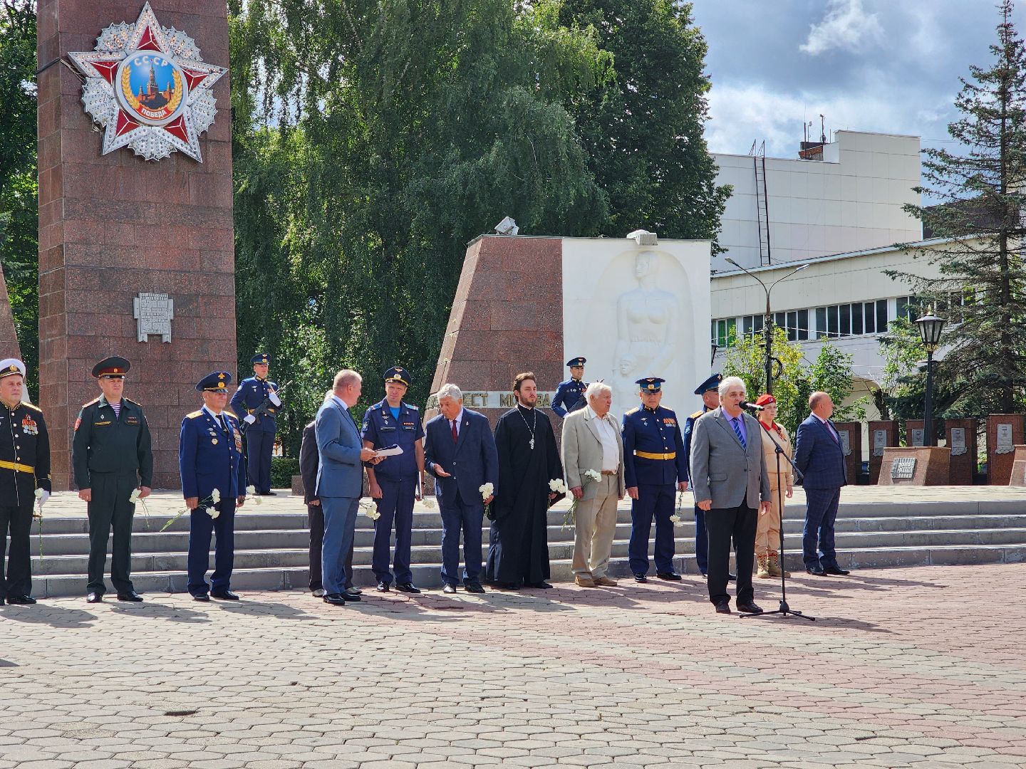 ногинск, митинг, жители, общество, день военно-воздушных сил, память, вечный огонь, ветеран,
