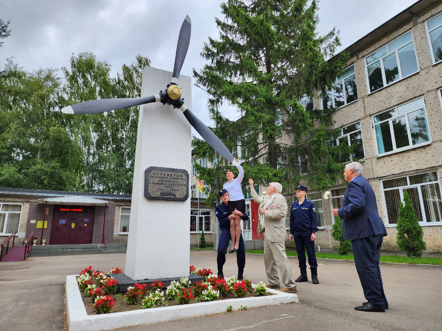 ногинск, митинг, день военно-воздушных сил, общество, жители, ветераны, летчики, школа,