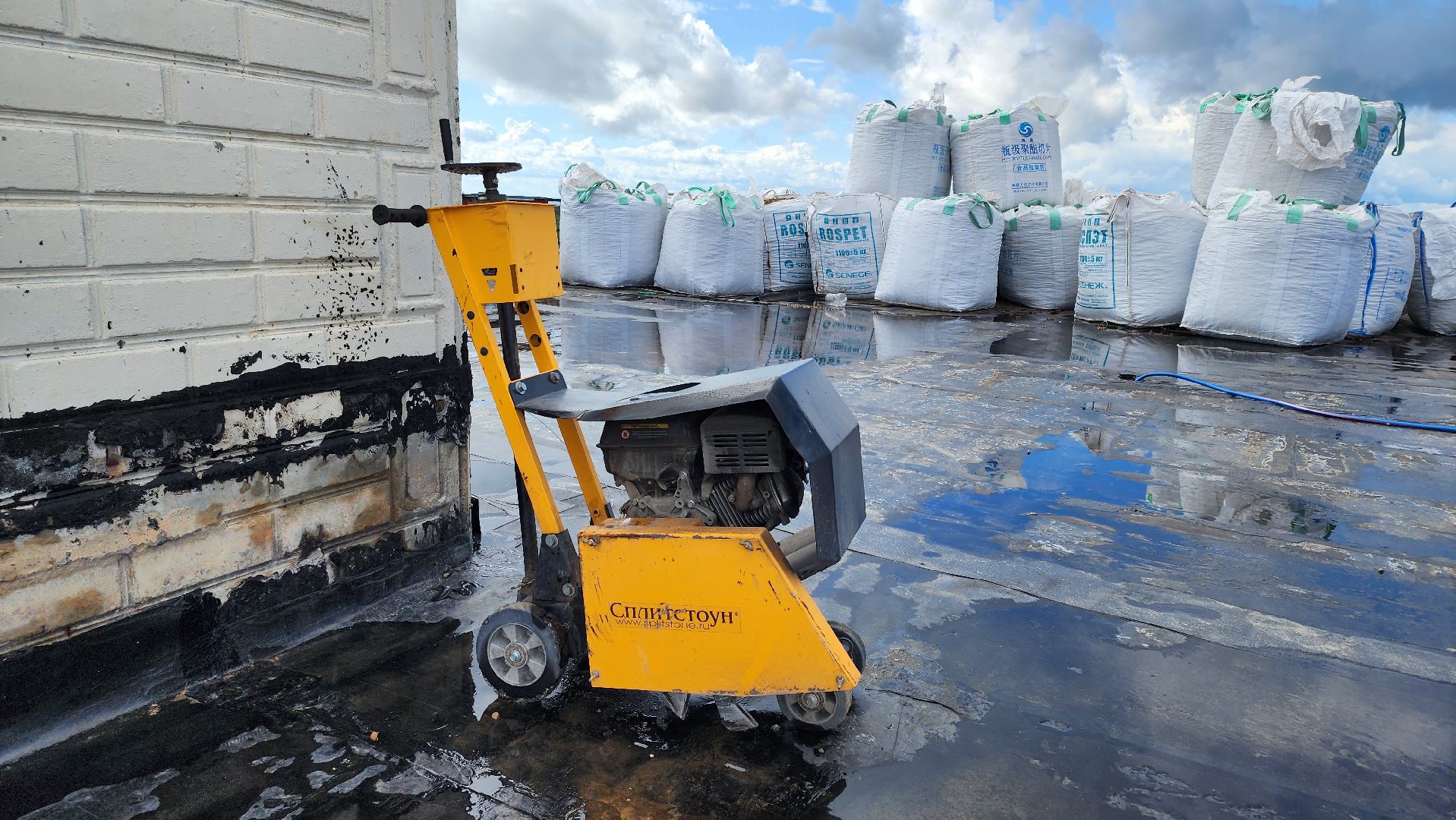 кашира, капитальный ремонт, ремонт кровли, ремонт фасада, заливка стякжи, демонтажные работы,