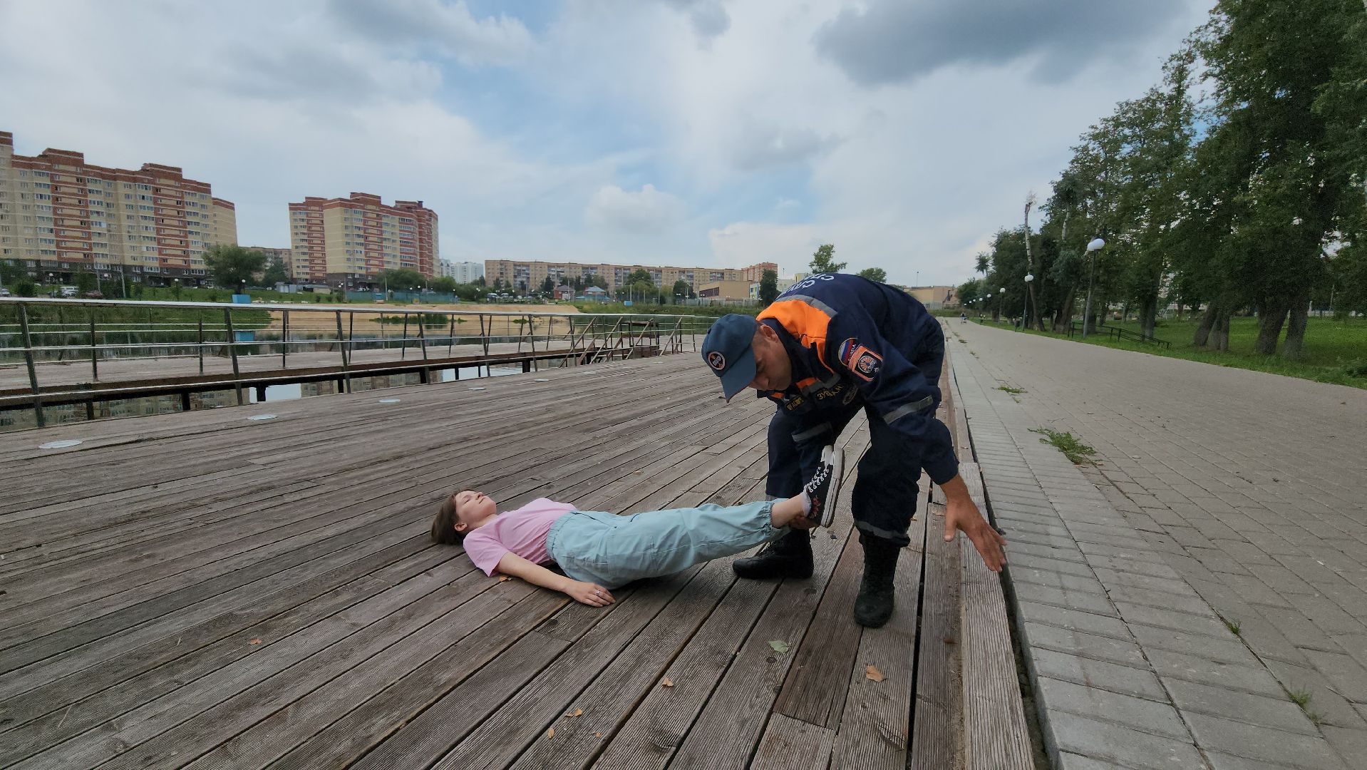серпухов, подмосковье, спасатель, солнечный удар,