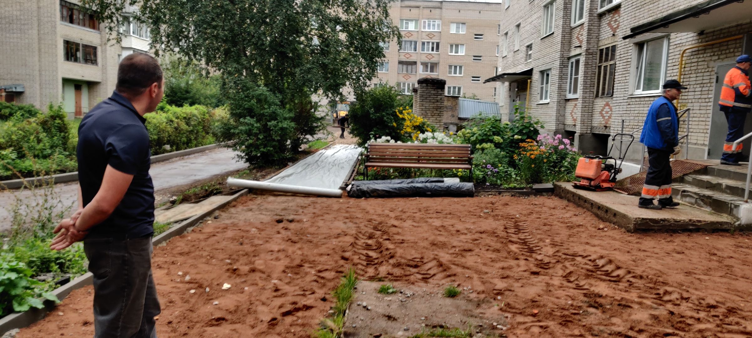 красноармейск, городской округ пушкинский, комплексное благоустройство двора, новые тротуары,