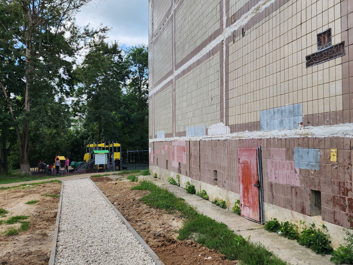 Чехов, улица Лопасненская, благоустройство двора, формирование комфортной городской среды, парковки, проезды, тротуары,